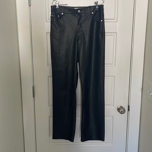 Zara 90s faux leather straight pants. Full length. Black. Size 10/42